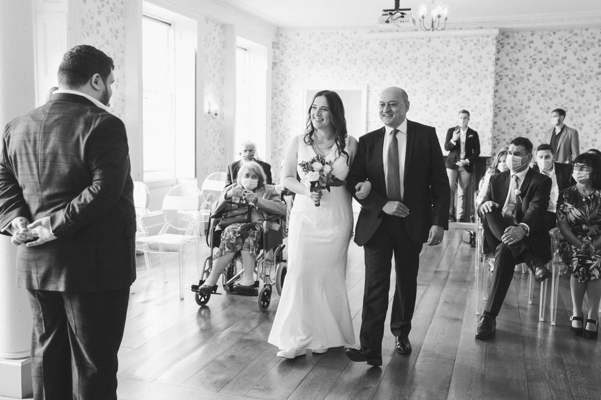 local wedding photographer